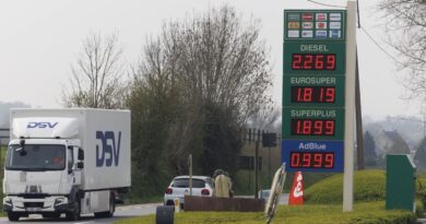 Prix des carburants : le gouvernement ne baisse pas les taxes.