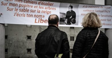 Procès Paty en appel : quatre hommes condamnés à 6 à 15 ans de prison.