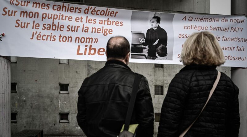 Procès Paty en appel : quatre hommes condamnés à 6 à 15 ans de prison.