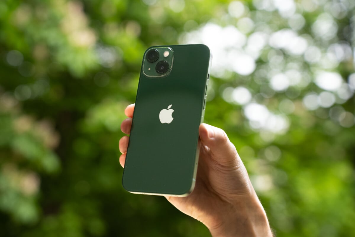 iPhone 13