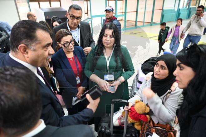 Rapatriement : un nouveau groupe de Tunisiens revient de Beyrouth à Tunis.