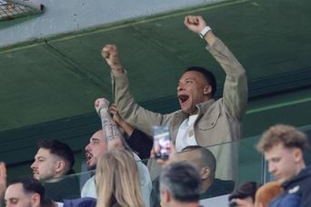 Real Madrid - Manchester City : Kylian Mbappé se réjouit du triplé de Valverde