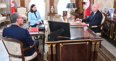 Rencontre entre Kaïs Saïed, la Chef du Gouvernement et le ministre de l’Économie sur le Plan de développement 2026-2030.