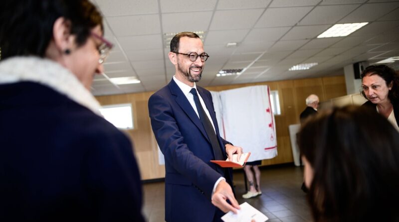 Résultats municipales 2026 à Pau : Jérôme Marbot remporte face à Françoise Bayrou.