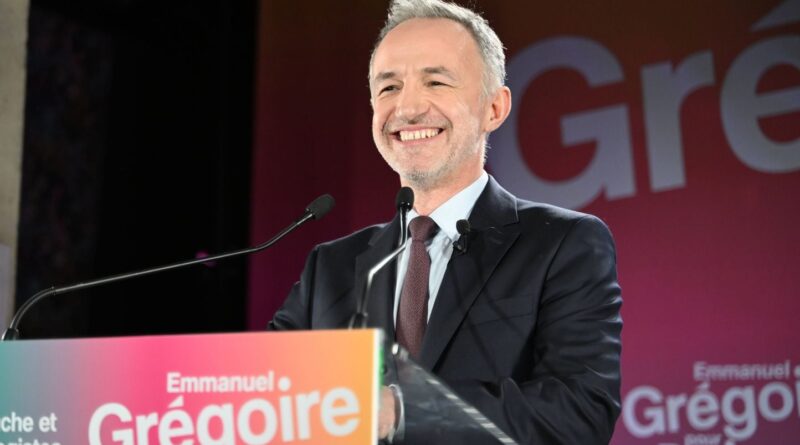 Résultats municipales à Paris : Grégoire appelle à voter utile.