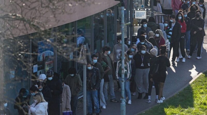 Royaume-Uni : Méningite, files d'attente et vaccins en crise