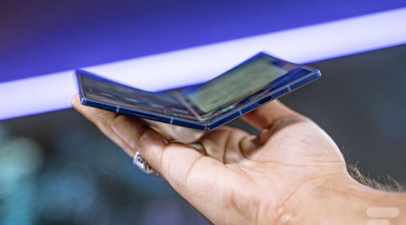 Samsung présente la charge et la batterie du Galaxy Z Fold 8.