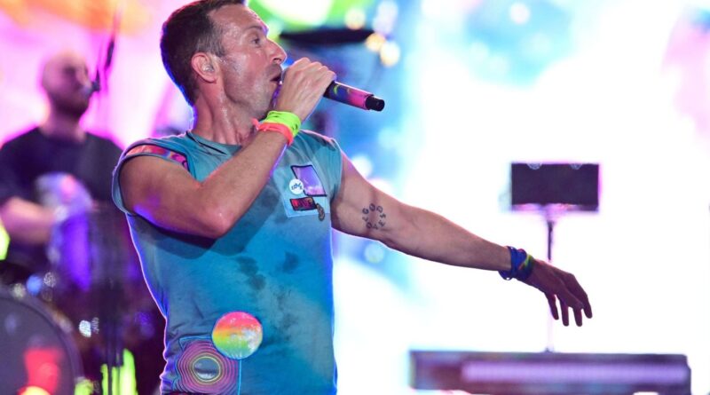 Scandale de la « kiss cam » : l'ex DRH de Coldplay accuse le PDG de mensonge