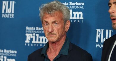 Sean Penn préfère aller en Ukraine que d'être aux Oscars.