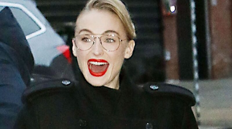 Sophie Turner dévoile des photos de ses 30 ans.