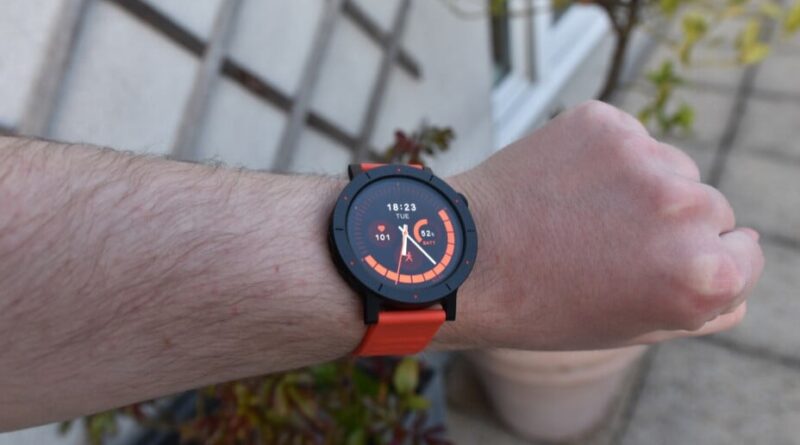 Test de la CMF Watch 3 Pro : design étonnant et prix abordable