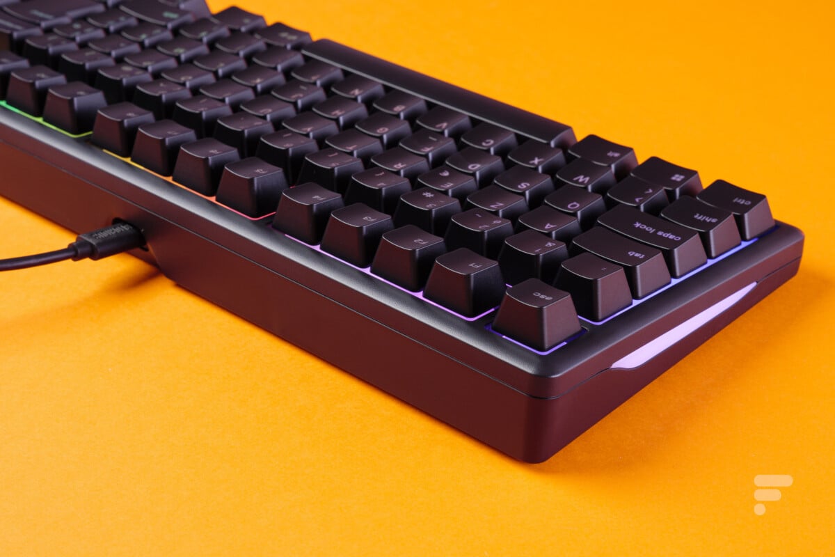Glorious GMBK 75%