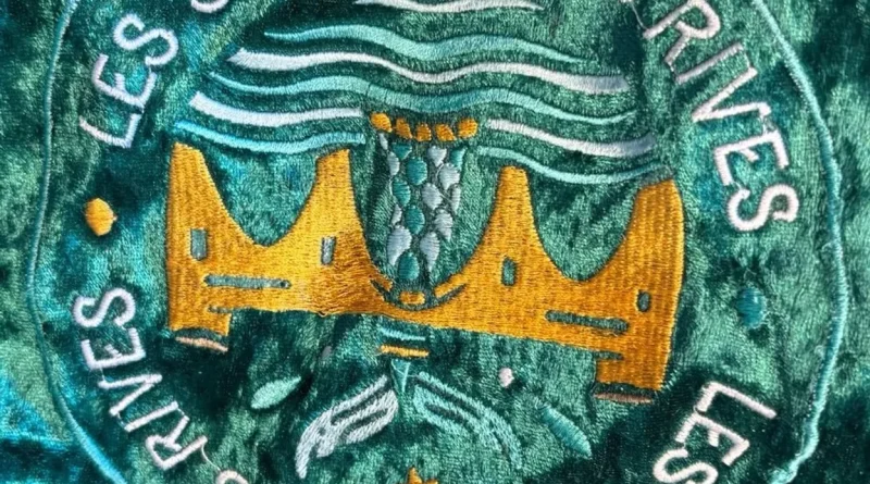 Tournai : les bénévoles préparent les costumes du carnaval