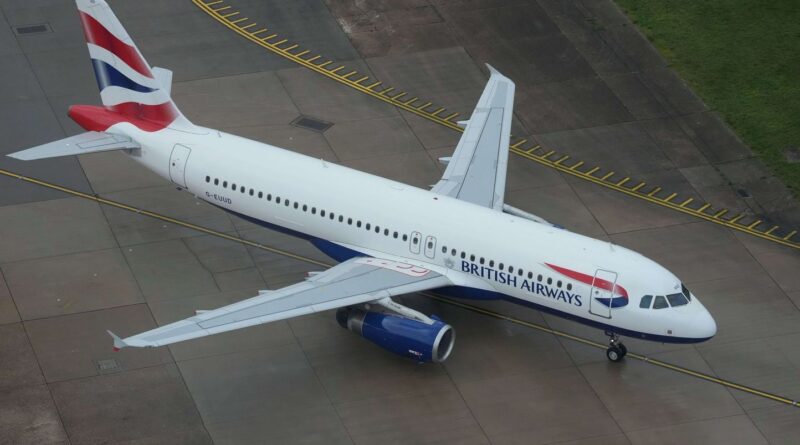 Treize heures en avion avec le corps d’une femme décédée.