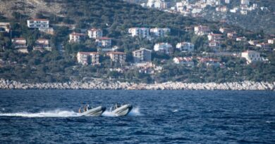 Un bateau de Frontex a coulé en Méditerranée.