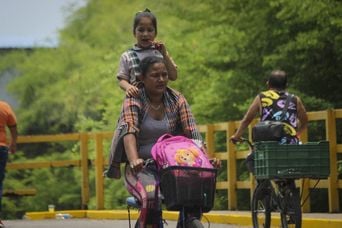 Un Français crée une selle pour deux, compatible avec « 99 % des vélos »