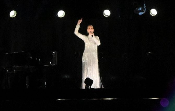 Ventes de billets et retombées économiques : effet JO à Paris avec Céline Dion ?