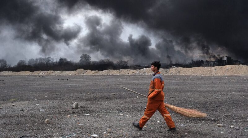 « Villepin : Un pays engagé dans une intervention illégale doit payer »