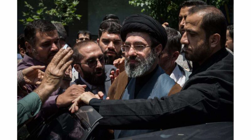 Wall Street Journal : l'entité sioniste envisagerait d'éliminer Mojtaba Khamenei