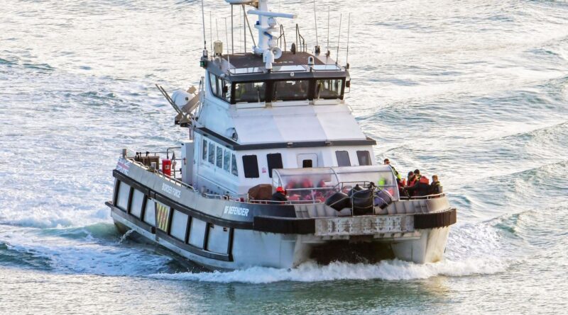 Asile et migration : 119 migrants secourus dans la Manche, un blessé évacué.