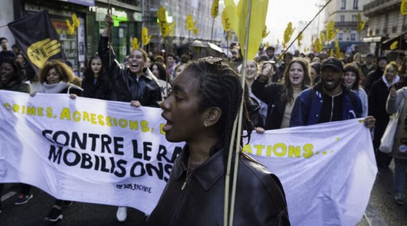 Assa témoigne 23 ans après sur le racisme subi : "On a été mis à l'écart parce qu'on était noir"