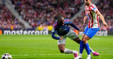 Atlético de Madrid - Arsenal : Mikel Arteta ne digère pas le penalty annulé à Eze