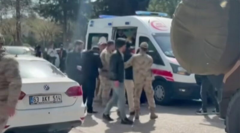 Bain de sang dans un lycée en Turquie : un ancien élève se suicide après avoir ouvert le feu