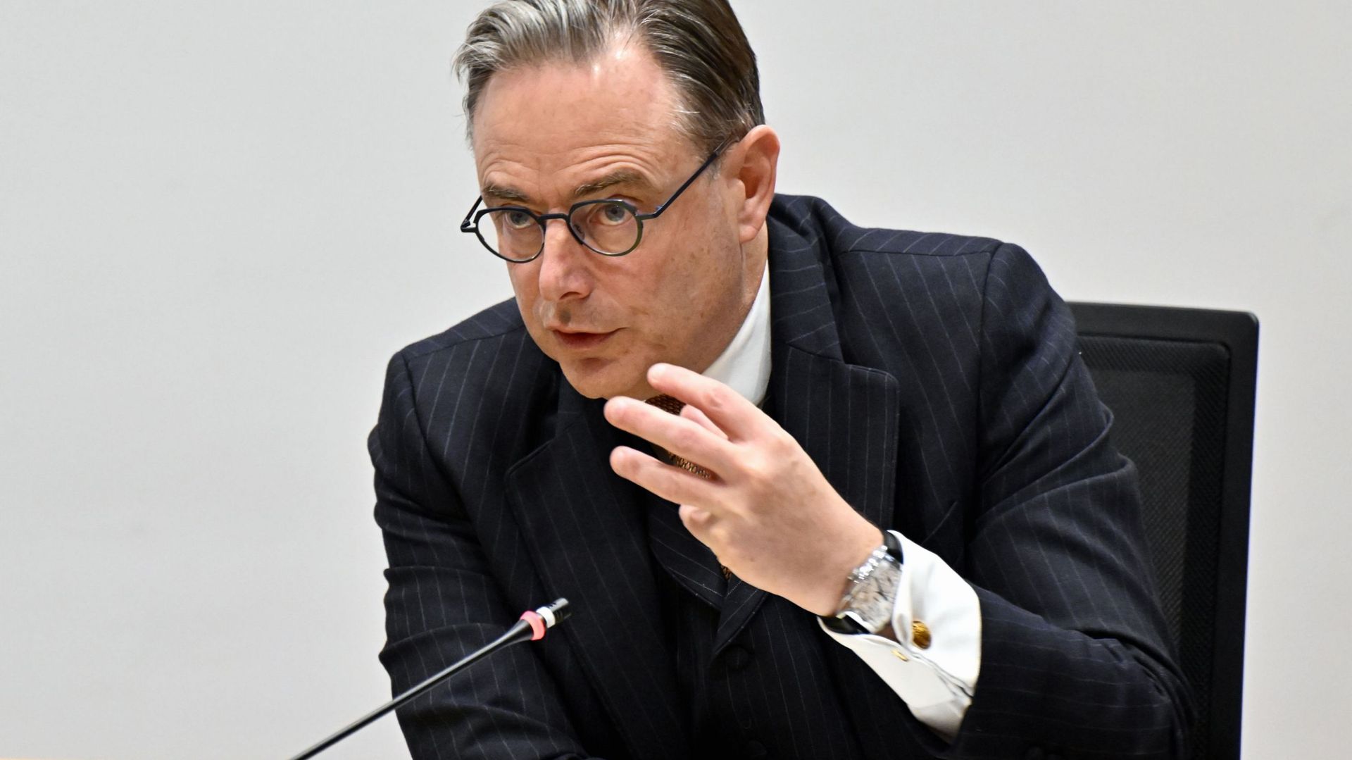 "Bart De Wever justifie le rachat des centrales nucléaires belges à Engie"