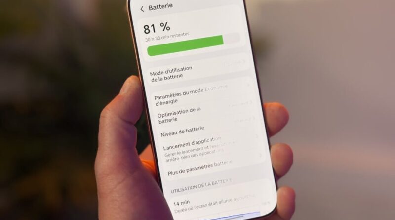 Batterie remplaçable obligatoire dès 2027 : la loi mal comprise