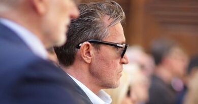 Benjamin Castaldi se consacre au théâtre, ne veut plus de télévision.