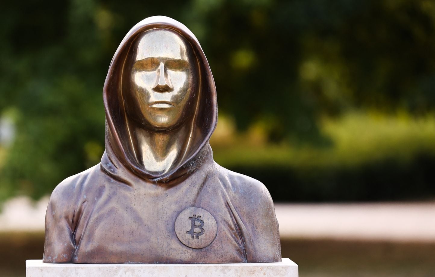Bitcoin : Satoshi Nakamoto, le créateur, ne serait pas un Britannique.
