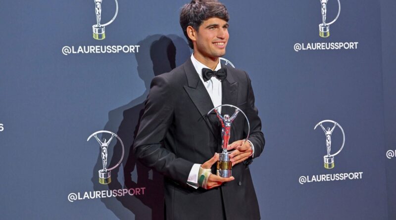 Carlos Alcaraz ne exclut pas un forfait à Roland-Garros.