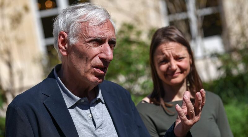 Cécile Kohler et Jacques Paris dénoncent des « conditions inhumaines » en Iran.