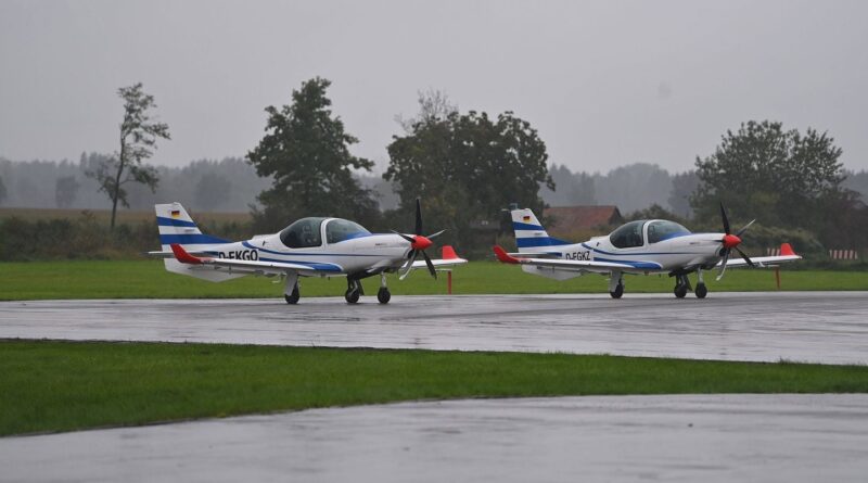 Des pilotes finlandais sanctionnés pour avoir dessiné des pénis dans le ciel.
