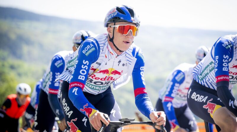 Direct vidéo : présentation des équipes dames et hommes de Liège-Bastogne-Liège