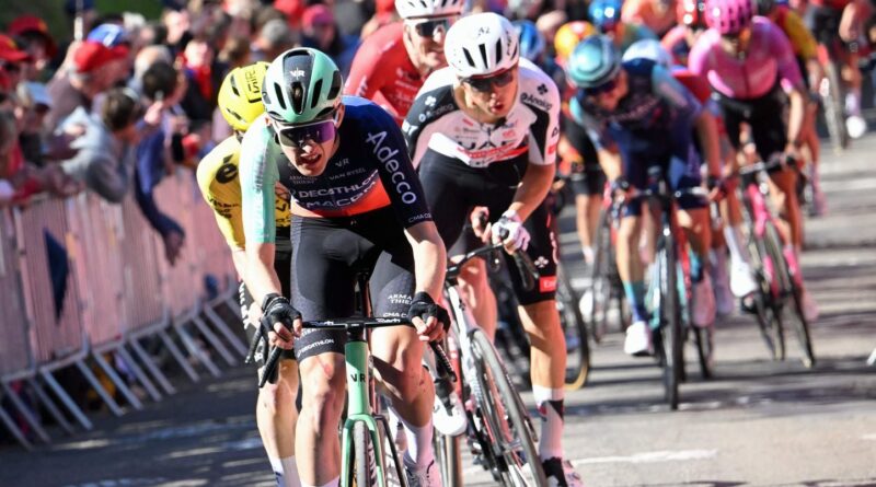 EN DIRECT Liège-Bastogne-Liège : Evenepoel en tête, Seixas et Pogacar piégés ?