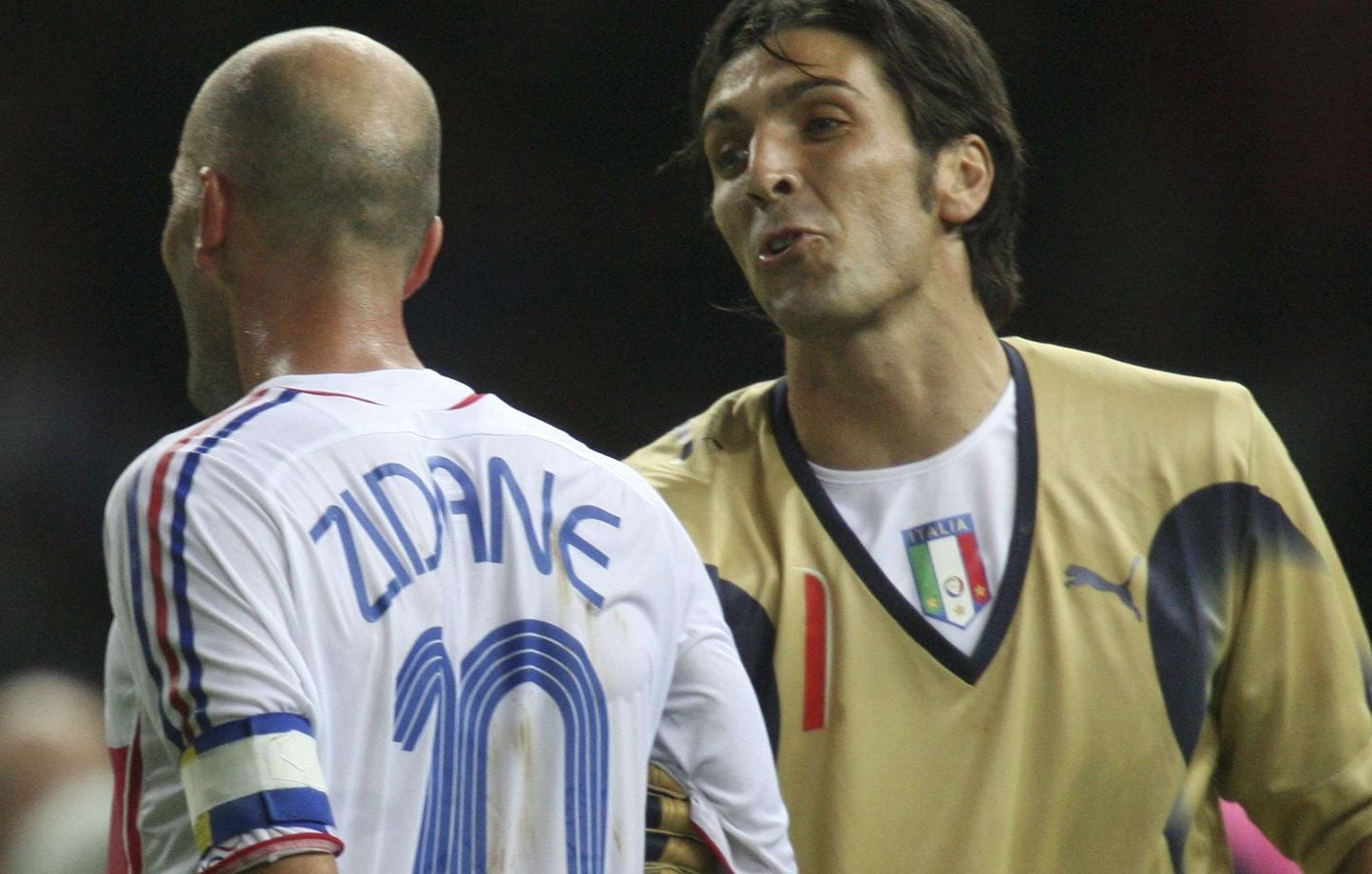 Gigi Buffon parle du coup de boule de Zidane en 2006.