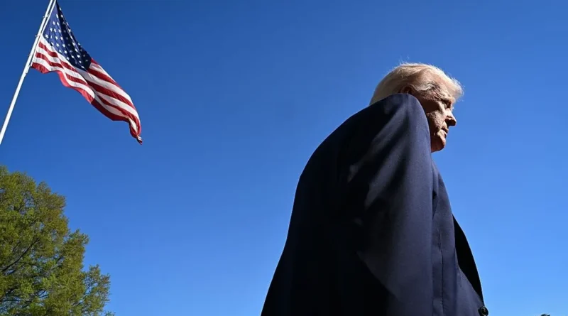 "God Bless America" : Trump ne s'approprie-t-il pas le Divin ?