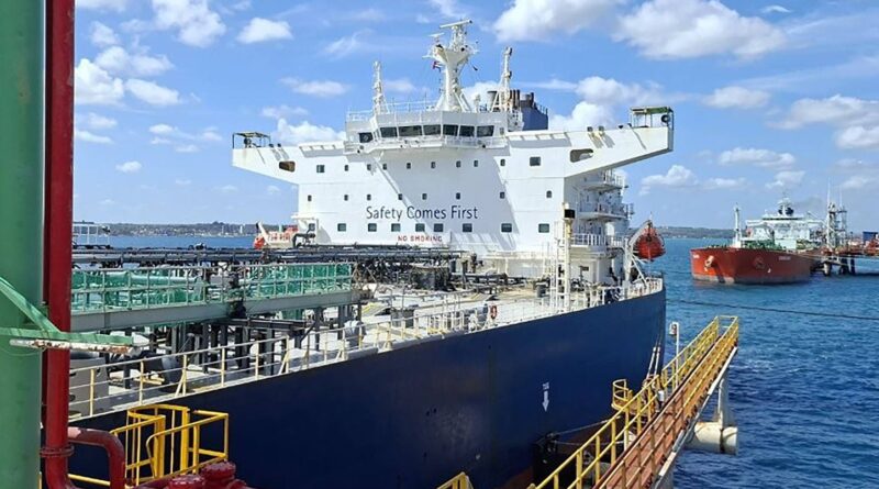 Guerre au Moyen-Orient : Les Etats-Unis ne lèvent pas les sanctions sur le pétrole russe