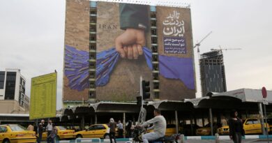 Guerre au Moyen-Orient : Téhéran ferme le détroit d'Ormuz, Trump parle de "chantage"