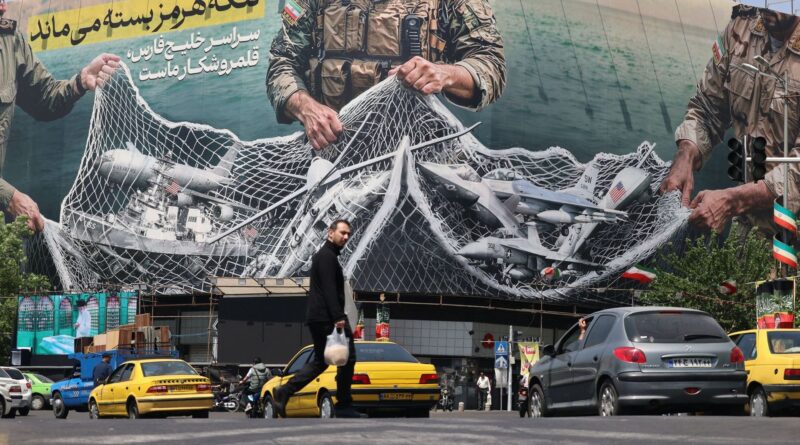 Guerre au Moyen-Orient : Trump estime que l'Iran est "en effondrement", trêve rompu au Liban