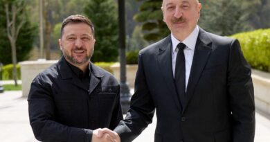 Guerre en Ukraine : Kiev consolide la coopération, Hollande envisage une Europe sans États-Unis