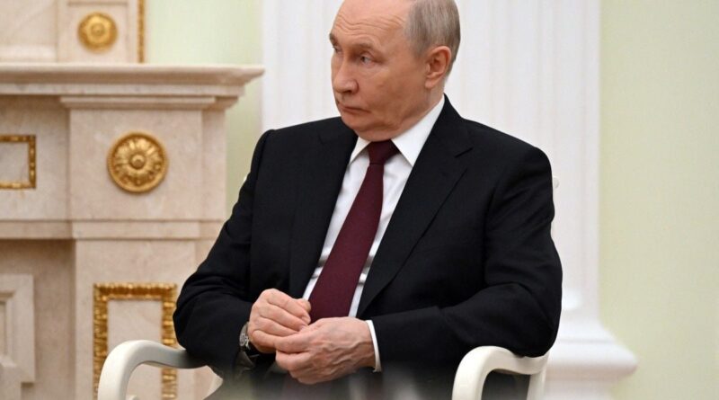 Guerre en Ukraine : Kiev craint un manque d'armes, Poutine inquiet pour l'économie russe