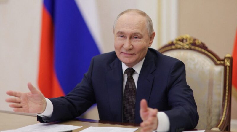 Guerre en Ukraine : Poutine annonce un cessez-le-feu pour Pâques, Zelensky reste méfiant.