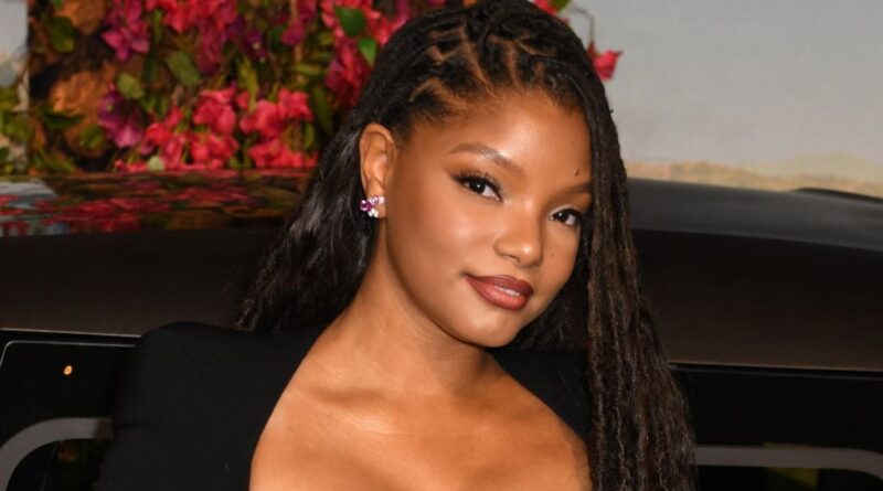 Halle Bailey : Les attaques racistes sur « La petite sirène » ne l'ont pas affaiblie.