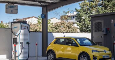 Hausse des prix des carburants : des transports plus propres à l'horizon ?