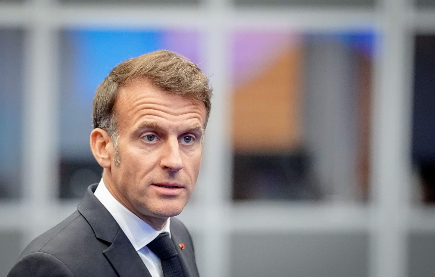 Immigration : Emmanuel Macron déplore les « mabouls » qui veulent « se fâcher avec l’Algérie »