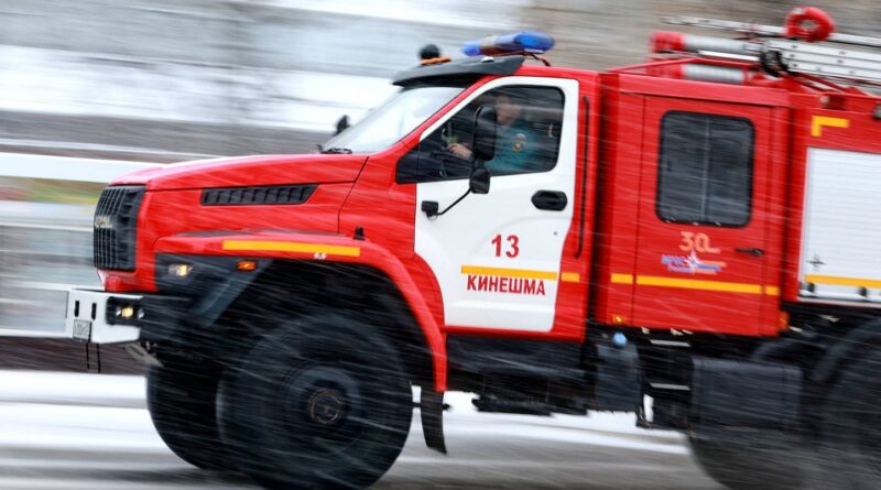 Inondations meurtrières en Russie : des villages sous les eaux, un immeuble effondré