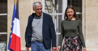 Iran : Cécile Kohler et Jacques Paris dénoncent isolement et torture blanche.