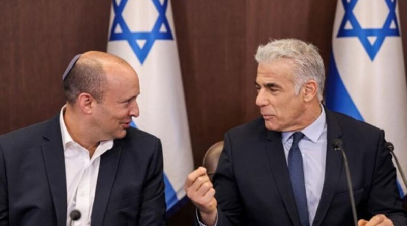 Israël : anciennement, deux Premiers ministres s'unissent contre Netanyahu